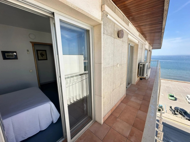 Agi Avenida Apartments