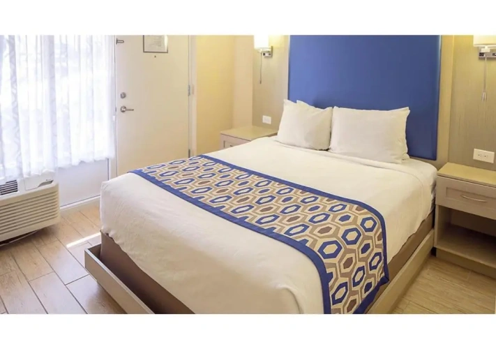 1 Bedroom Suite