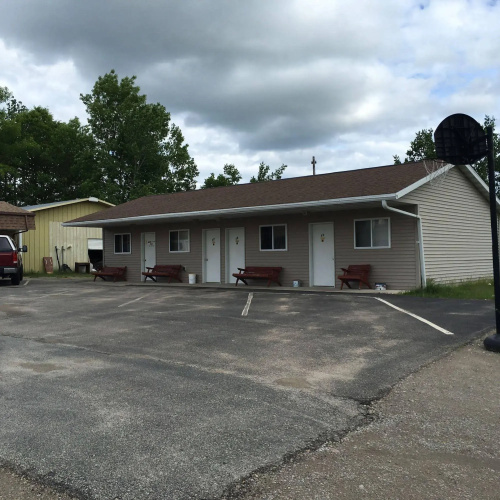 Tarragon Motel