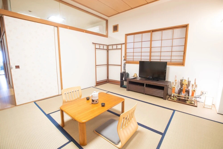 Touka House 4F