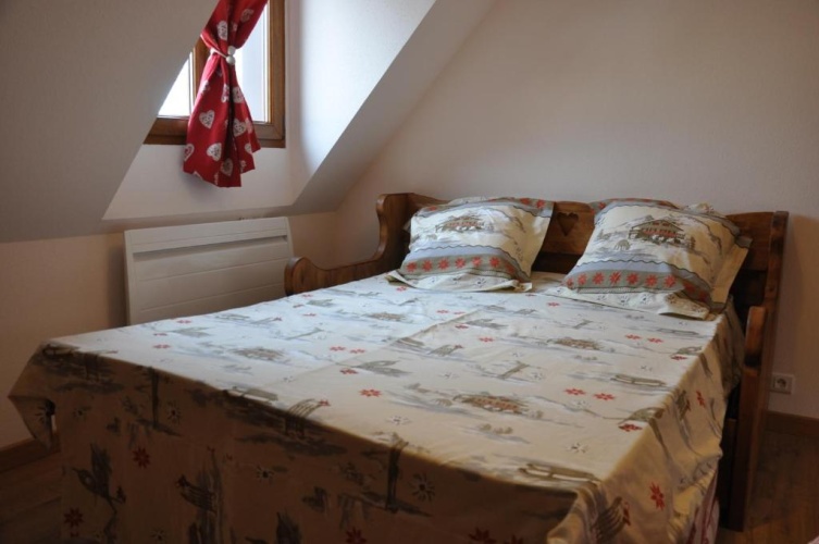 3 Bedrooms Apartment