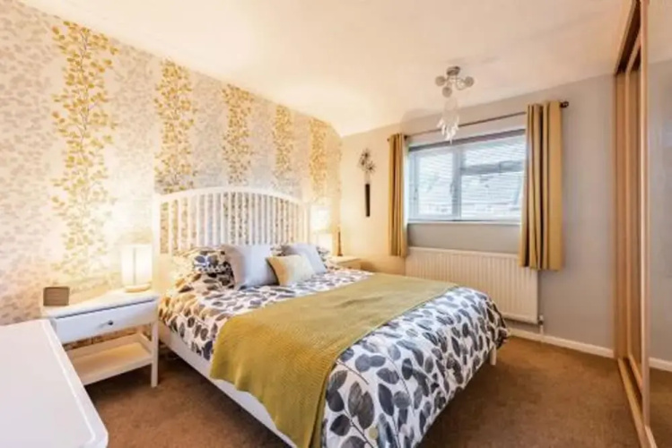 Host Stay Maple House
