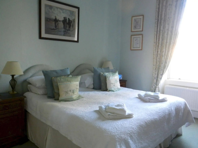 Brocks Guest House
