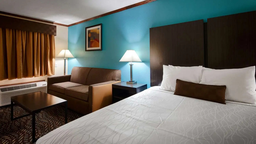 Best Western Fairwinds Inn