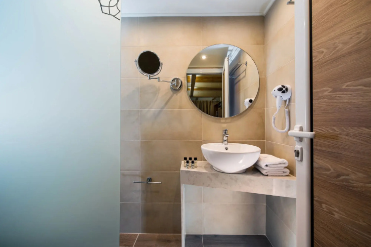 Infinity City Boutique Hotel