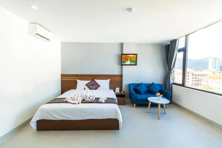 Vivian Hotel