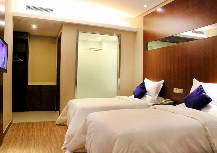 Hua Zi Hotel