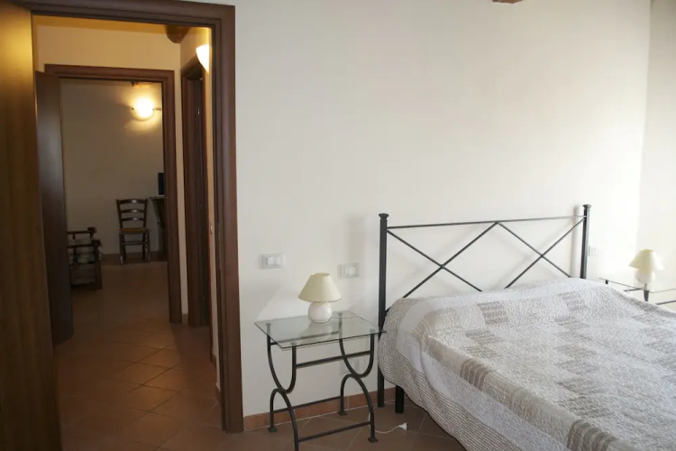 Giuly Rosselmini Residence
