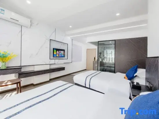 Luxury Twin room