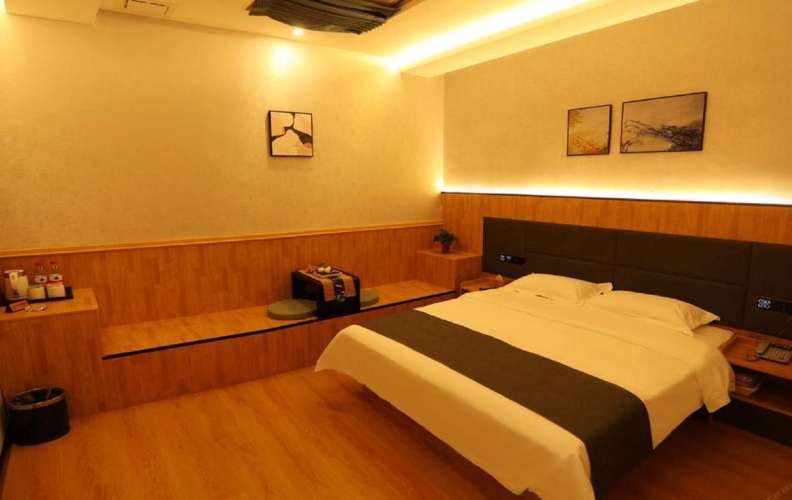 Standard room with view