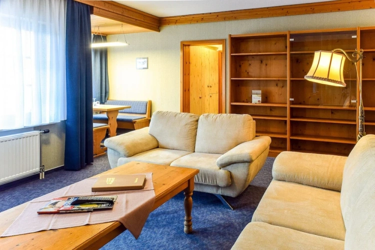 2 Bedrooms Superior Quadruple room with balcony