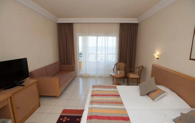 Standard Quadruple Family room with balcony