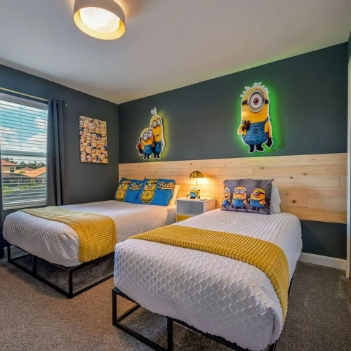 4 Bedrooms Villa