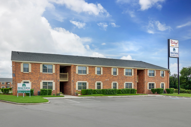 Hometowne Studios By Red Roof Huntsville - Madison - Huntsville, AL