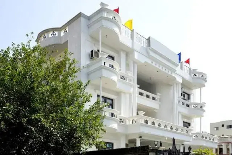 Krishna Guest Inn