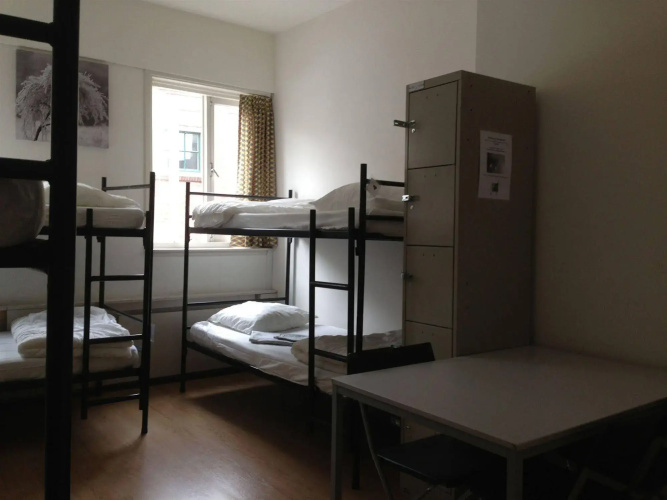 Stone Hotel And Hostel
