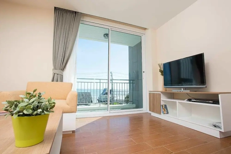 1 Bedroom Suite