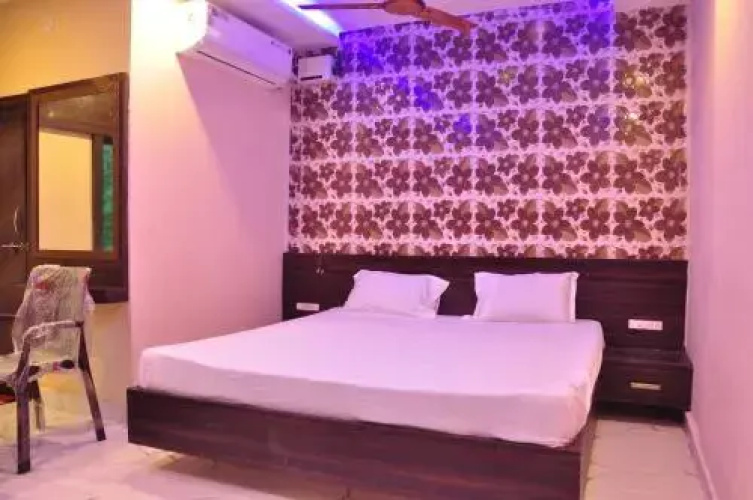 Hotel Golden Inn