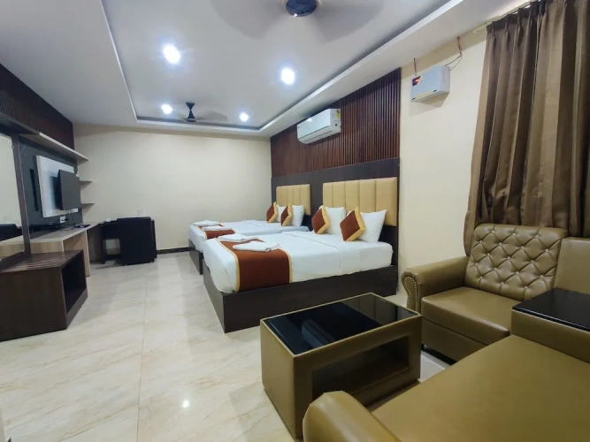 Standard Quadruple Family room