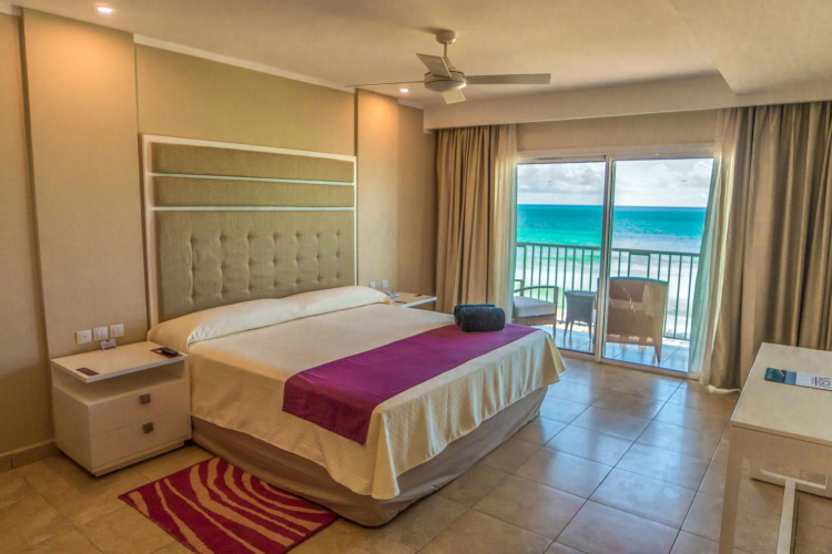 Suite with sea view