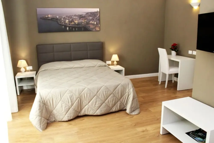 Standard Double room with balcony