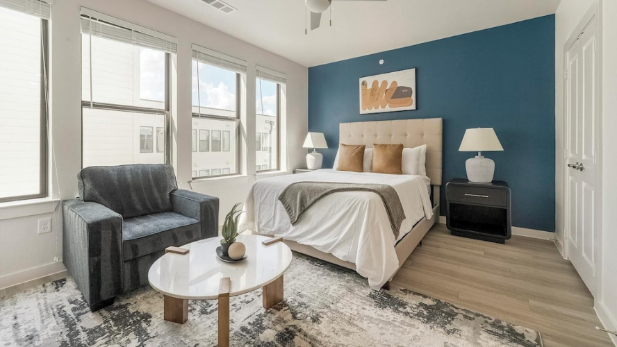 Landing Apartments - South Austin