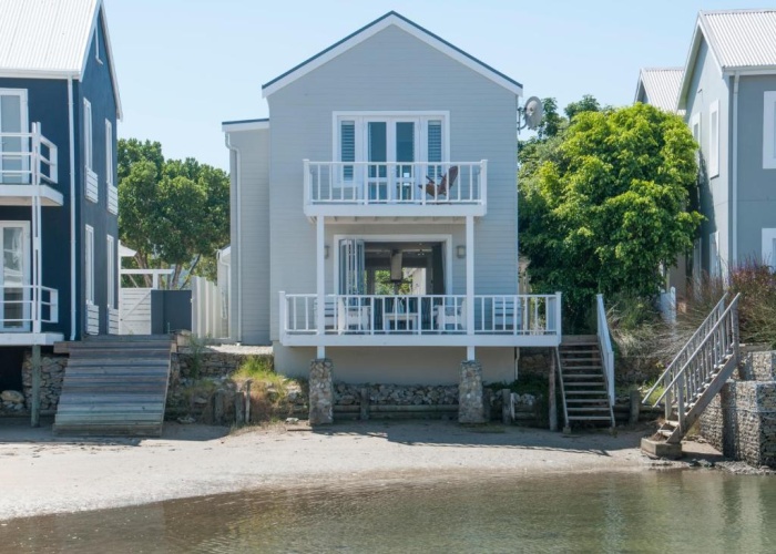 2 Bedrooms Double Cottage