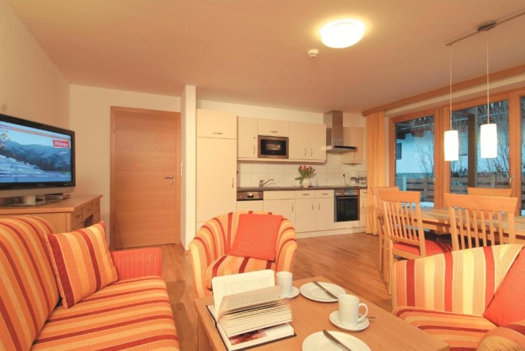 2 Bedrooms Apartment