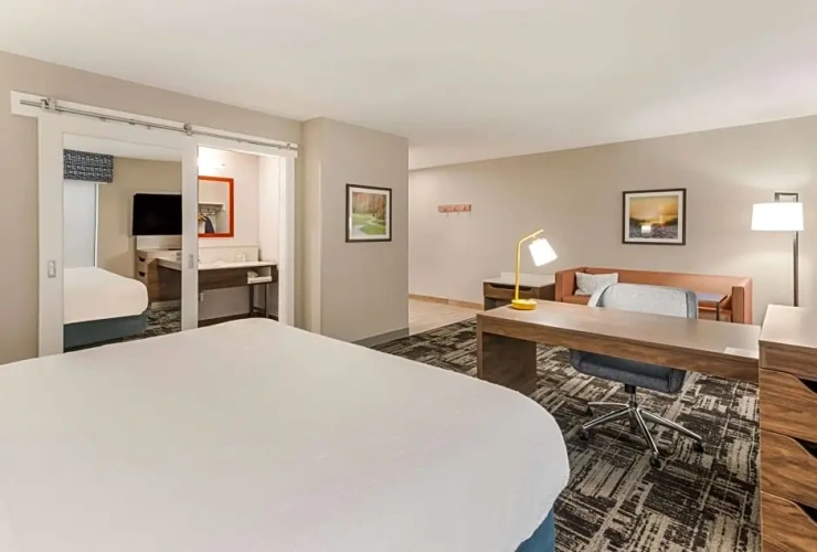 Double Suite