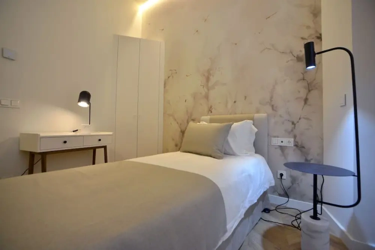 2 Bedrooms Basement Apartment