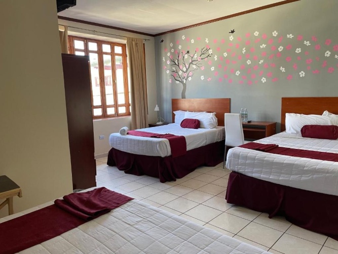 Standard Triple room