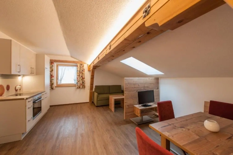 Apartment with balcony