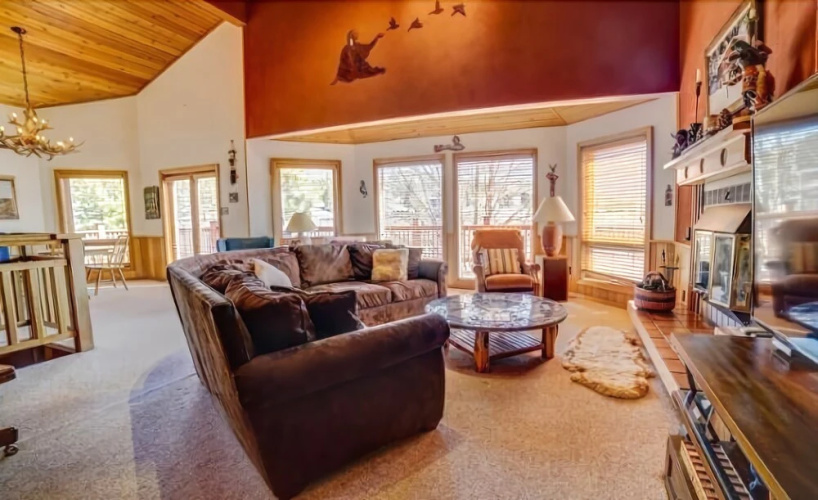 Espey - 4 Br Home