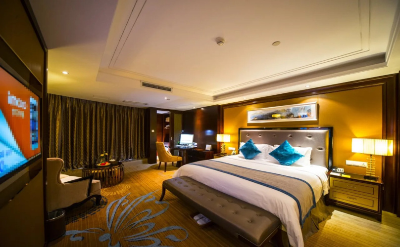 Chengdu Rising Butterfly Hotel