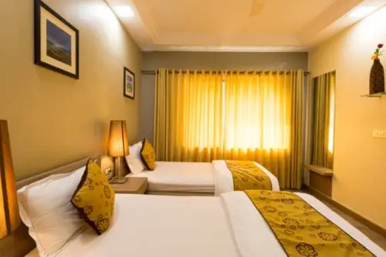 Ashu Homes-Service Apartment