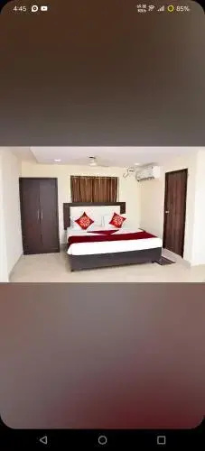 Hotel Sitara Grand