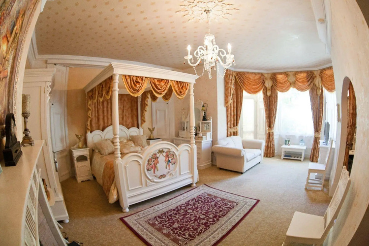 Enchanted Manor