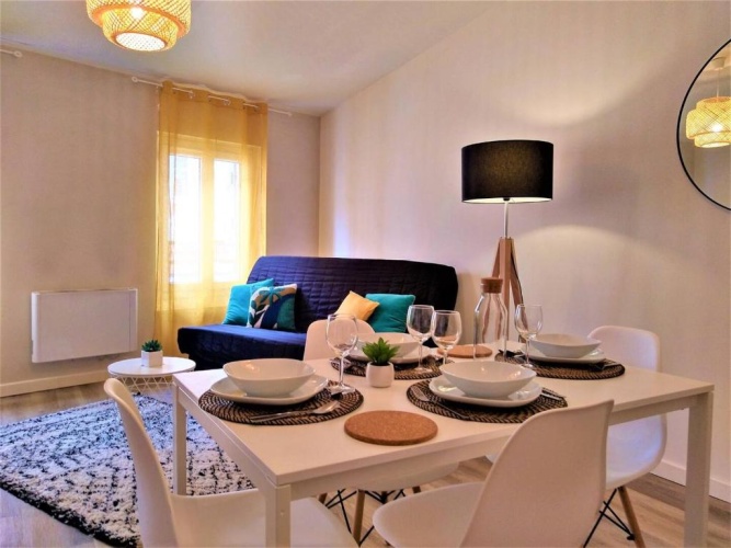 1 Bedroom Apartment