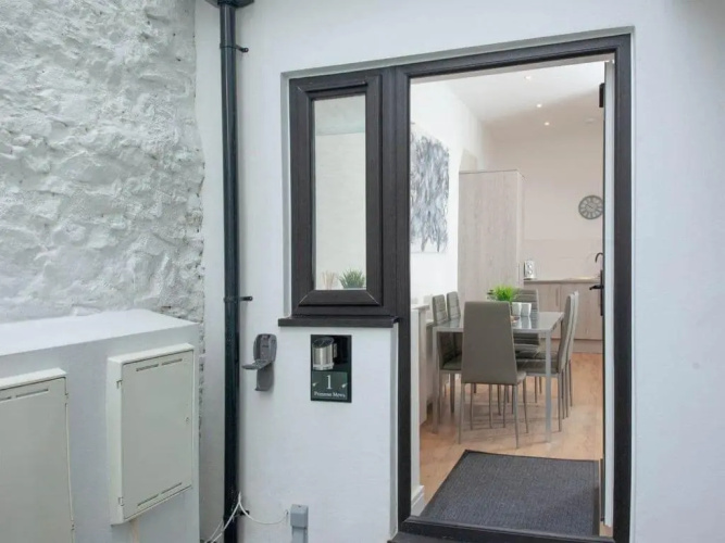1 primrose mews