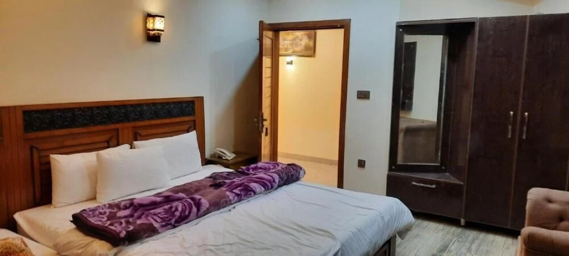 Hotel Second Home