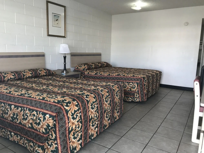 SuperLodge Motel
