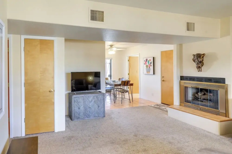 Bright Tucson Home w/ Patio By Rillito River Path!