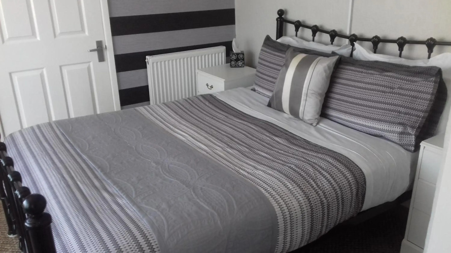 Elmfield Hotel