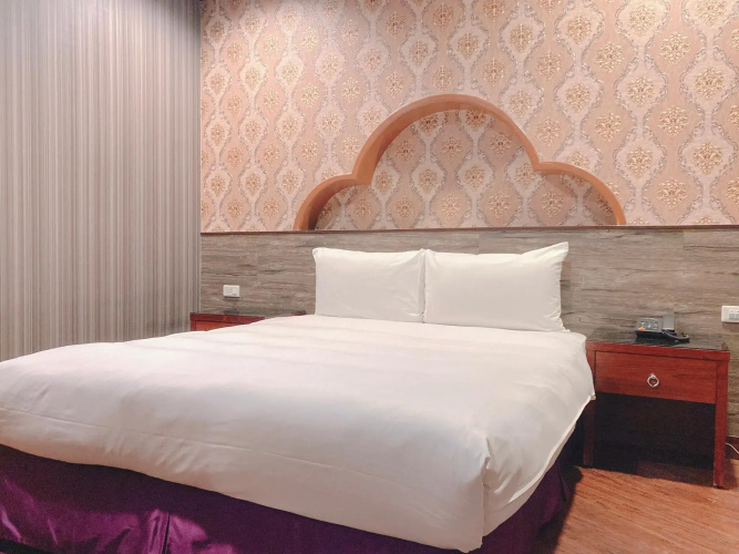 Center Hotel