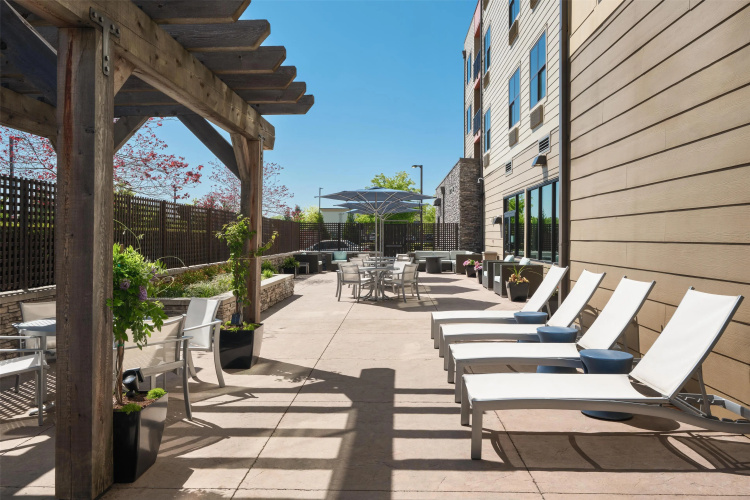 Best Western Premier Hotel at Fisher's Landing photo 29