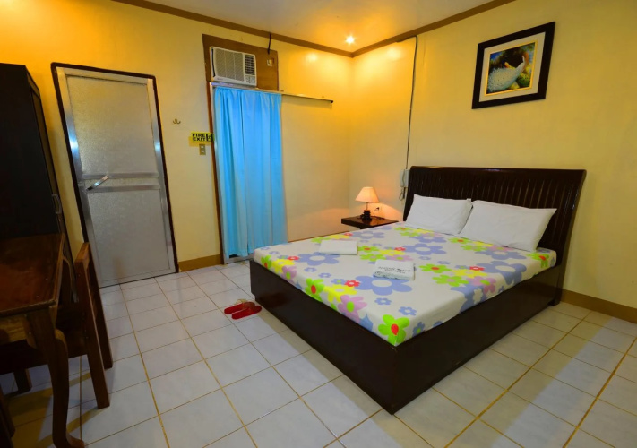 Hillside Resort