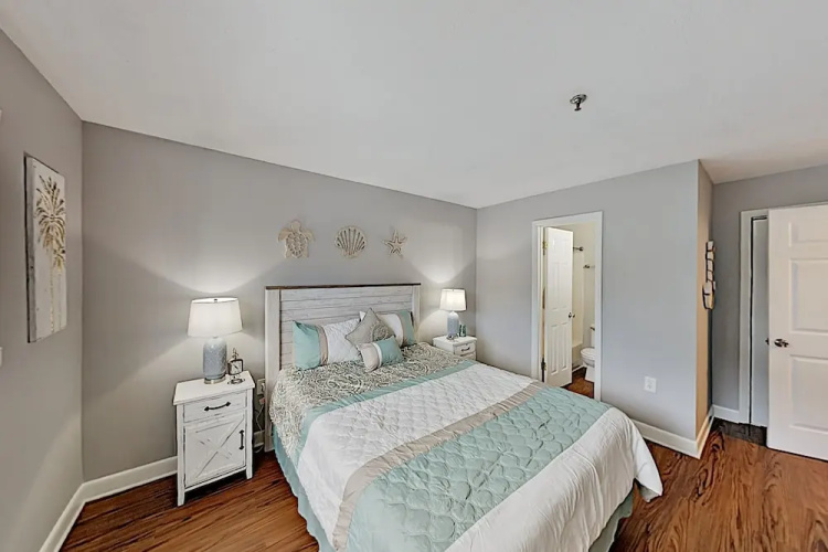 3211hhre 2 Bedroom Condo