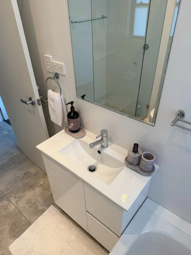 Manly 3 Bedroom Home - Upper Duplex