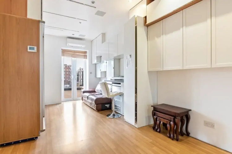 Modern Studio With Terrace in Marylebone