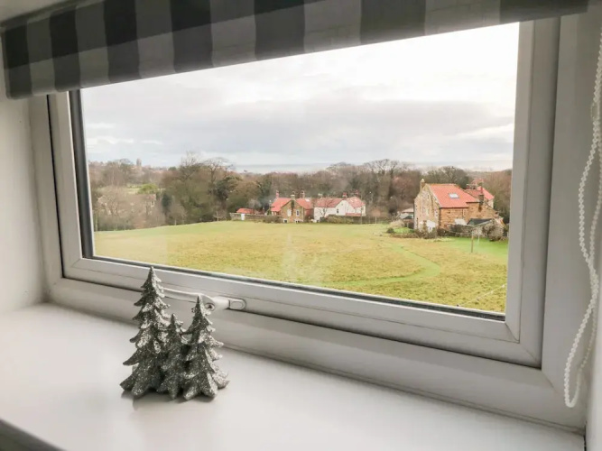 4 Maypole Green